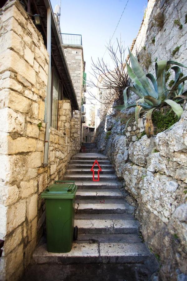 Apartment Matejuska Split Bagian luar foto